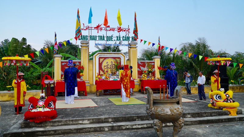 Lễ hội cầu Bông